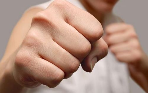 У Польщі побили українських учнів та затягнули розслідування ксенофобських заяв викладача